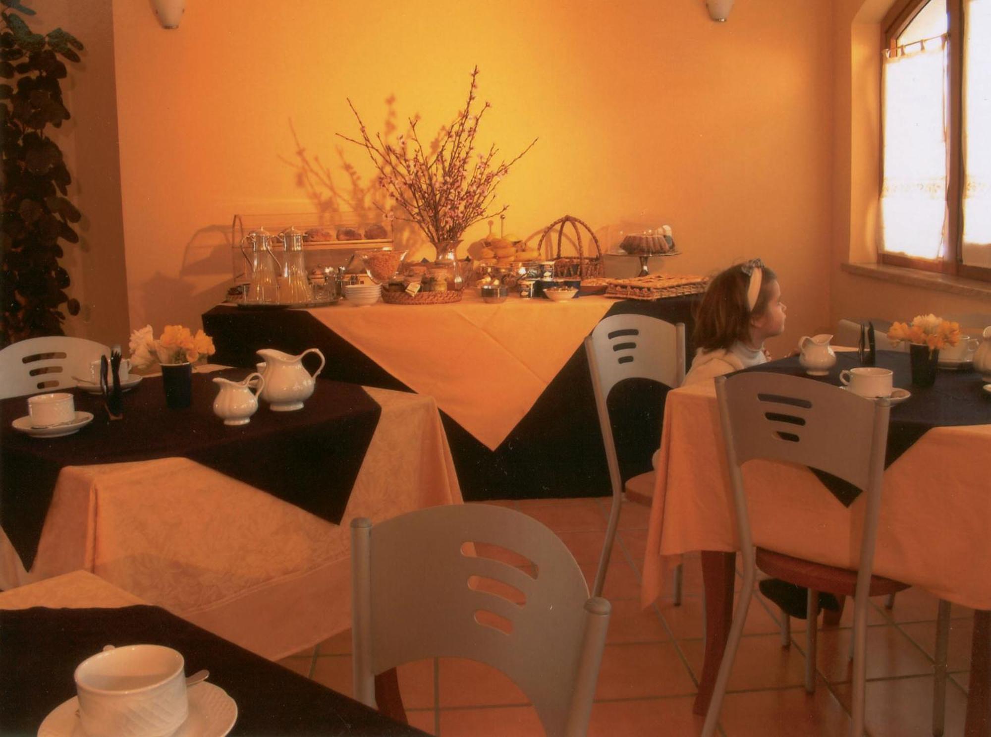 Hotel Locanda Dei Trecento Sapri Buitenkant foto