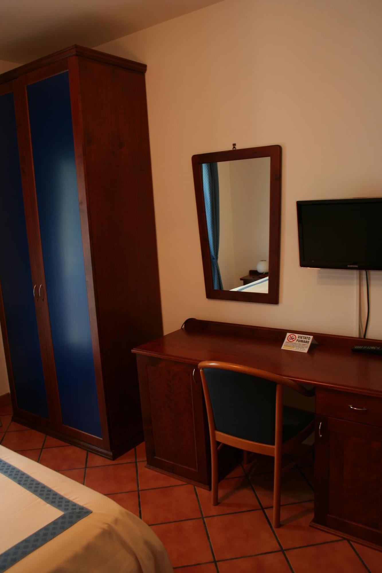 Hotel Locanda Dei Trecento Sapri Buitenkant foto