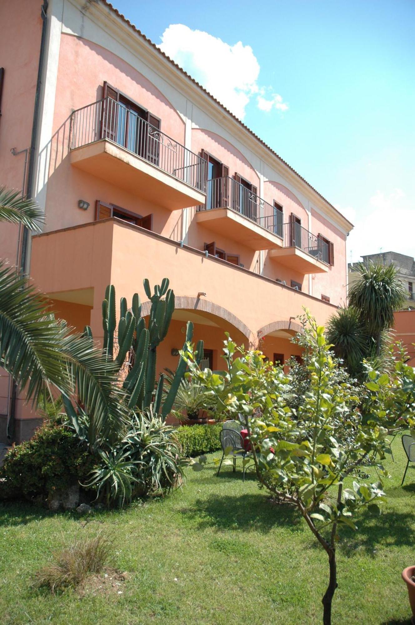 Hotel Locanda Dei Trecento Sapri Buitenkant foto