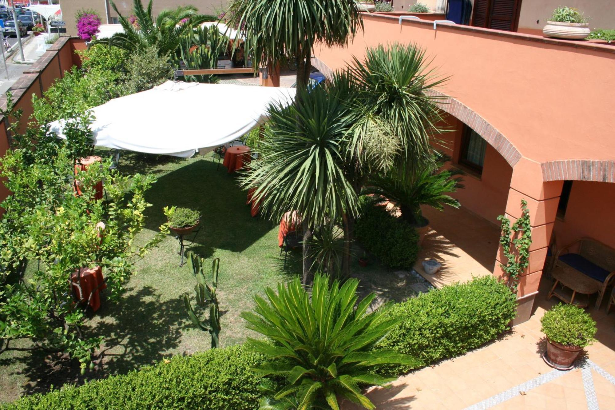 Hotel Locanda Dei Trecento Sapri Buitenkant foto