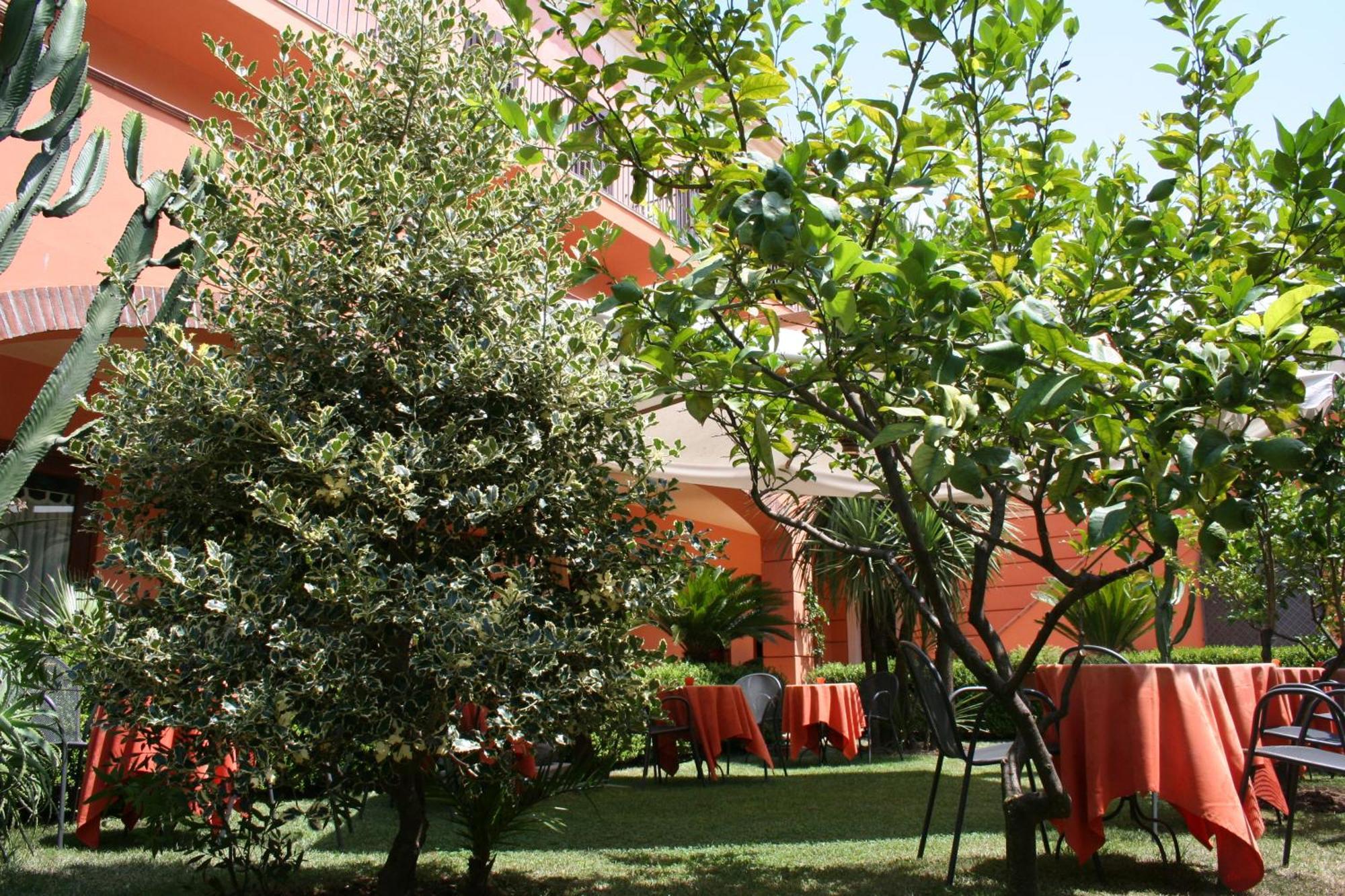 Hotel Locanda Dei Trecento Sapri Buitenkant foto